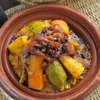 Couscous aux 7 légumes, tfaya et pois chiches